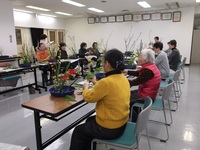 写真：生け花教室