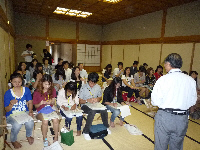 写真：俳句吟行会開催の様子2