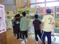 写真：美川小学校の展示会場3