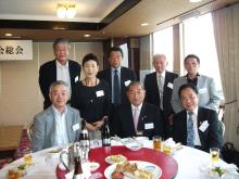 写真：山田市長と会員の皆さん5