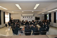 写真：石川県立翠星高等学校議会報告会の様子