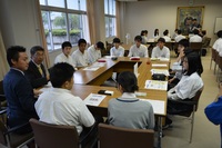 写真：石川県立鶴来高等学校議会報告会の様子