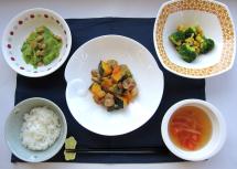 写真:地産地消定食