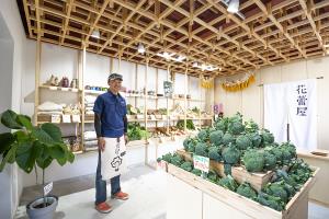 写真：花蕾屋 店内の様子