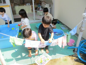 タオルを干す様子