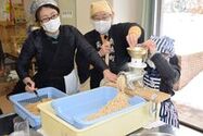 みそ作りの様子