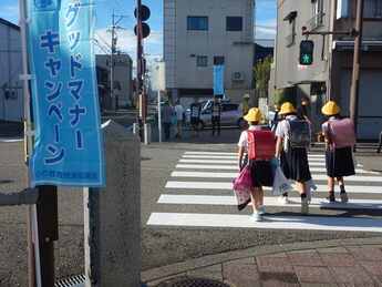 松任駅前商店街付近の様子
