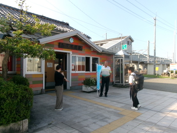 加賀笠間駅の様子