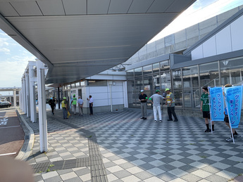 西松任駅の様子