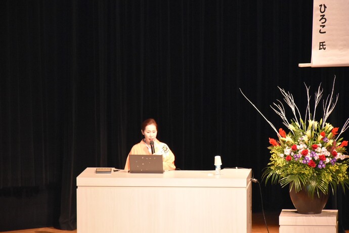 写真　記念講演