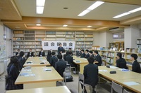 写真：鶴来高校での意見交換会の様子