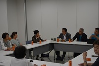 写真：白山市福祉ふれあいセンターでの議会報告会の様子