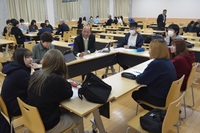写真：金城大学での意見交換会の様子