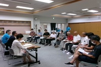 写真：美川支所区長会連絡会での議会報告会の様子