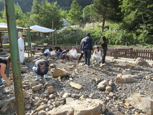 写真:白山恐竜パーク白峰(化石発掘)