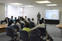 写真：白山市役所本庁での議会報告会の様子