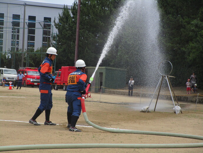 小型ポンプ操法の様子