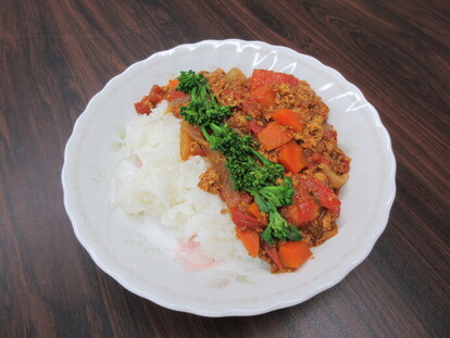 写真：トマトの無水カレー